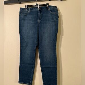 Gloria Vanderbilt Size 16 Short Jeans